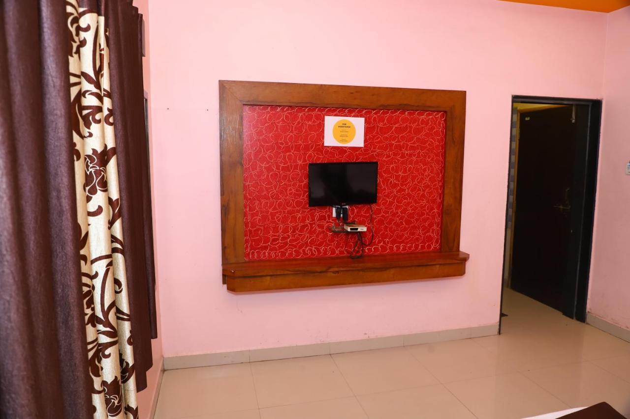 Sai Madhavi Palace Hotel Shirdi Zewnętrze zdjęcie