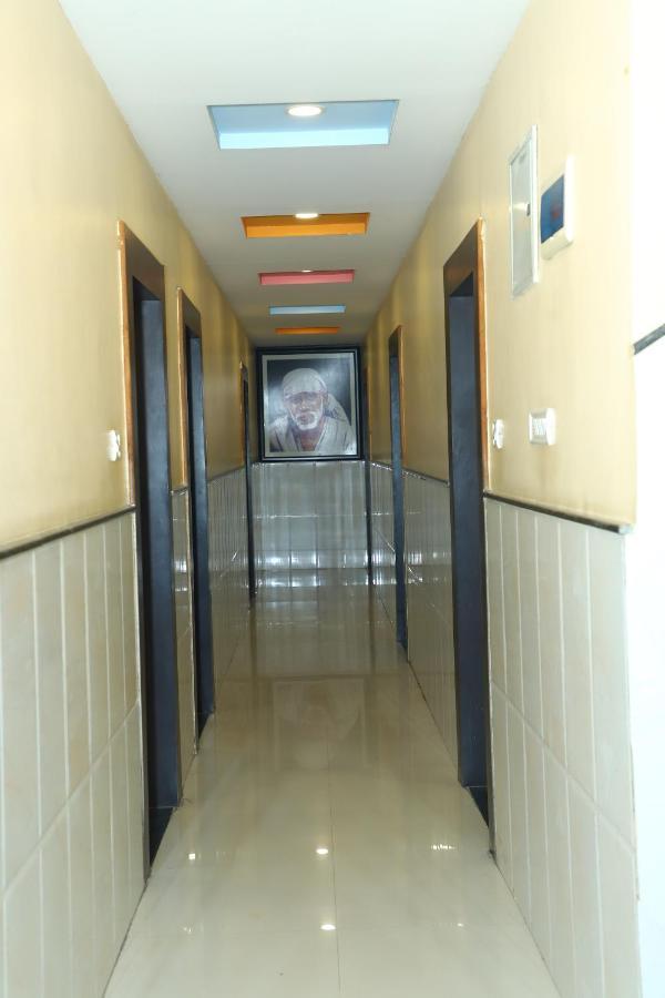 Sai Madhavi Palace Hotel Shirdi Zewnętrze zdjęcie